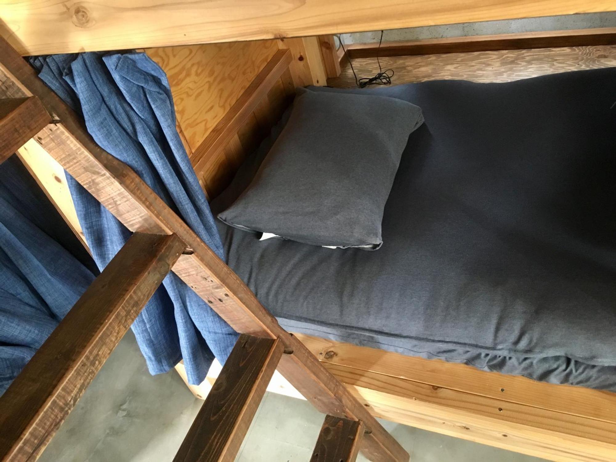 Guest House Golden Mile Hostel Амами Номер фото